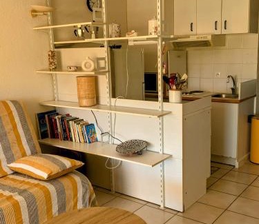 Prunete Apartment | Chez Aline - Appartement en bord de mer