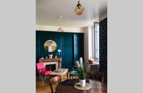 Macon Apartment | Chez Angèle Centre Mâcon appartement chaleureux