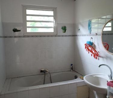 Belcourt House | Chez Gilberte Bragelogne