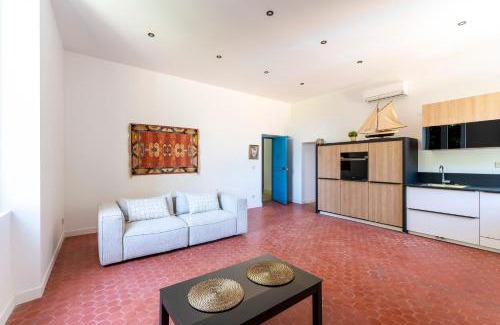 Miramas Apartment | Chez Isabelle et Jacques 2 pers