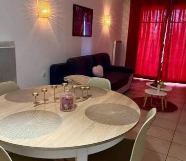 Levernois Apartment | Chez Jack-Résidence-Piscine-Sauna