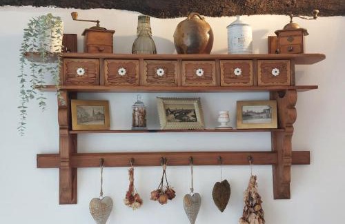 Marly-le-Roi Apartment | Chez Laurette - Charming apartment in historic village near Versailles