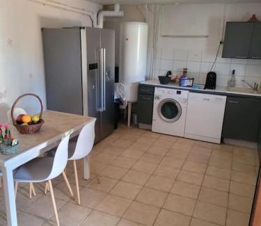Saint-Etienne-du-Gres Apartment | Chez mamie