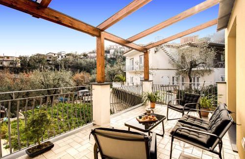 Priora House | CHEZ MARIE' - modern apartment in countryside