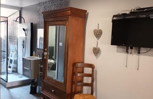 Le Rove Bed & Breakfast | CHEZ NOUS