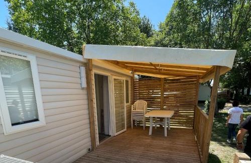 Boofzheim Bed & Breakfast | Chez Philippe et Sylvie - 3 bungalows pour 5 proches Europa Park