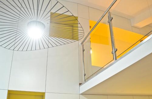Porte-Saint-Martin Apartment | Chez vous - Marguerite et Emile