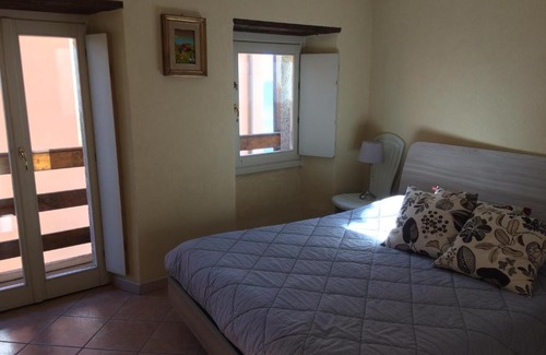 Bee Apartment | Chi Ghinn Appartaments
