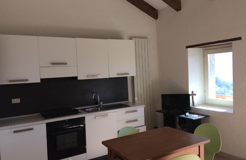 Bee Apartment | Chi Ghinn Appartaments