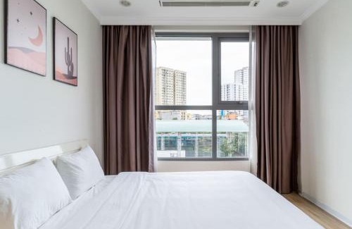 Hai Ba Trung Apartment | Chi's housse - Vinhomes Time city - 3BR