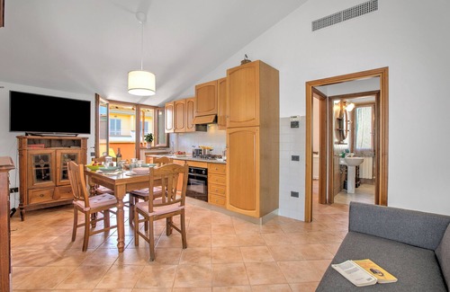 Montespertoli Apartment | Chianti Wine Site Apt Private Balcony, Montespertoli, Italy