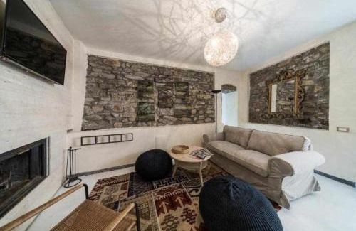 San Terenzo Monti House | Chiarissima dei Venti
