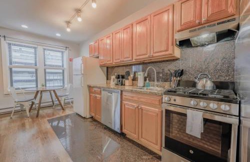 Theatre District Apartment | Chic 1 Bed Apartment Steps from Boston Common