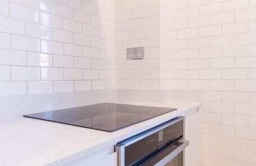 St. Pancras Apartment | Chic 1 Bed Studio Flat in Popular Bloomsbury