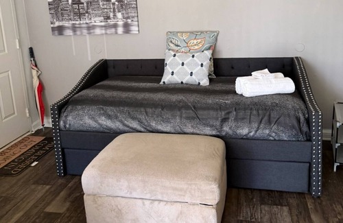Southwest Raleigh Apartment | Chic 1-bedroom apartment with WiFi, AC in charming Raleigh