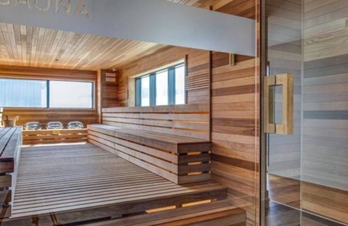 Griffintown Condo | Chic 1-Bedroom Condo in the Heart of Griffintown - Montreal's Hottest Location!!