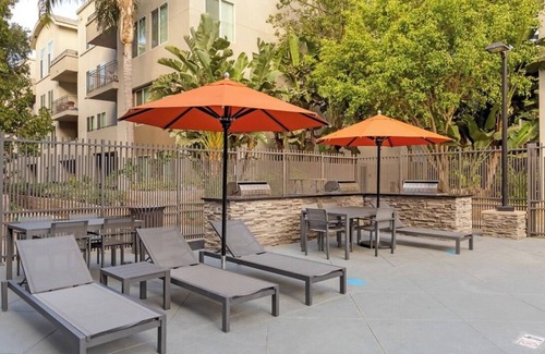 Playa Del Rey Apartment | Chic 1-bedroom with WiFi, AC in wonderful Playa Vista