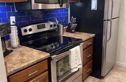 Entertainment District Condo | Chic 1-BR condo in phenomenal Scottsdale