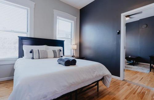 Soulard Apartment | Chic 1BR Balcony & Laundry Soulard