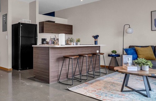 Midtown Apartment | Chic 1BR Retreat in Midtown Detroit