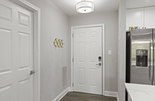 Greenville Downtown Apartment | Chic 2BR Apt, Steps from N Main St, Balcony Viewn