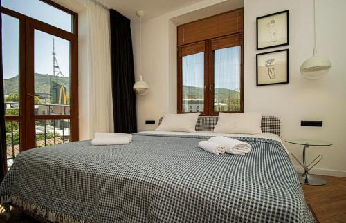 Vera Apartment | Chic 2BR Center Apt with View - By Wehost