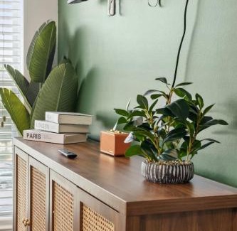 Reynoldstown Apartment | Chic 2BR King Bed Balcony Krog Market Steps to Beltline
