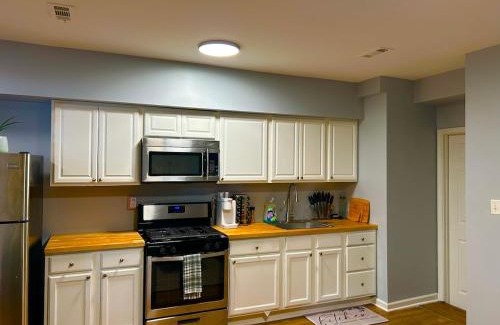 Trinidad Apartment | Chic 2BR Near Capitol Hill & Nightlife