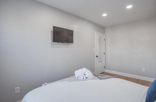 Trinidad Apartment | Chic 2BR Near Capitol Hill & Nightlife