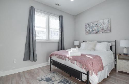 Trinidad Apartment | Chic 2BR Near Capitol Hill & Nightlife
