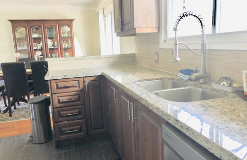 Burlington House | Chic 3 bedroom 1.5 bath upper bungalow walk to lake