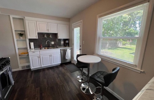 Redford House | Chic 3BR Casa in Livonia