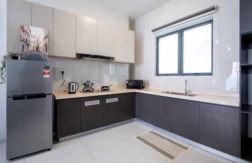 Central District Apartment | Chic 3BR in Danga Bay with Water Views & Parking