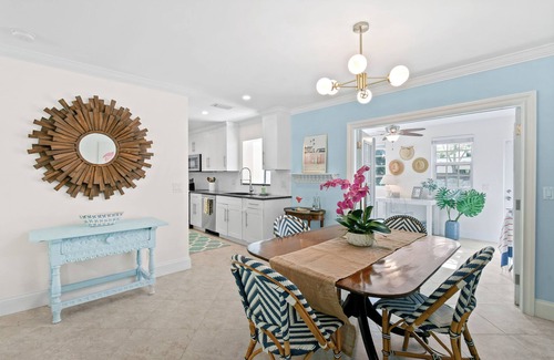 Juno Beach House | Chic 3BR Retreat in Palm Beach Gardens