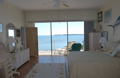 Long Key Condo | Chic 3BR Secluded Oceanfront Condo w/ Free WiFi!