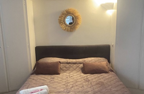 Montrouge Apartment | Chic and charming 35m2 2-room apartment at Porte de Paris