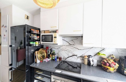 Asnieres-sur-Seine Apartment | Chic and comfortable apartment with parking