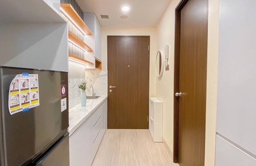 Bekasi Apartment | Chic And Cozy Studio At Apartment Transpark Cibubur