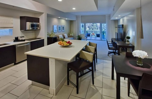 Ludlam House | Chic and Modern Living in Miami! Outdoor Pool | Close to Miami Int'l Airport