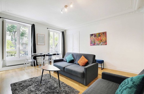 Porte-Saint-Martin Apartment | Chic apartment - 3BR/10P - Gare de l'Est/République