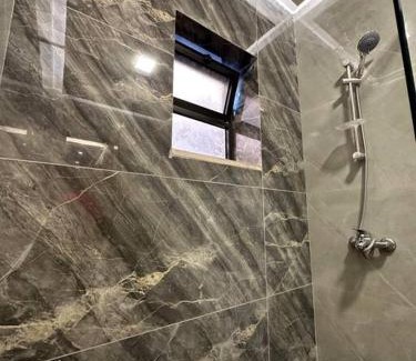 Al Swaifyeh Apartment | Chic Apartments For Rent ave1-4