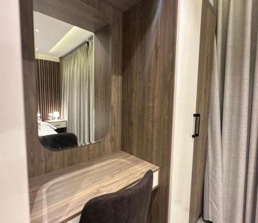 Al Swaifyeh Apartment | Chic Apartments For Rent ave1-8