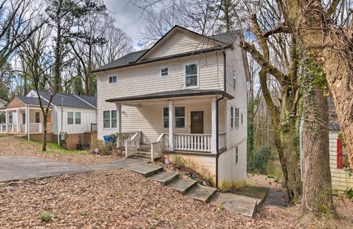 Atlanta House | Chic Atlanta Home Less Than 4 Mi to Mercedes-Benz Stadium!