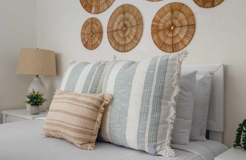Point Loma House | Chic Beach Retreat - Newly Furnished 1BR in Ocean Beach