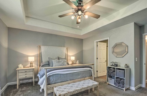 Bella Vista Cottage | Chic Bella Vista Getaway: Bike the Back 40!