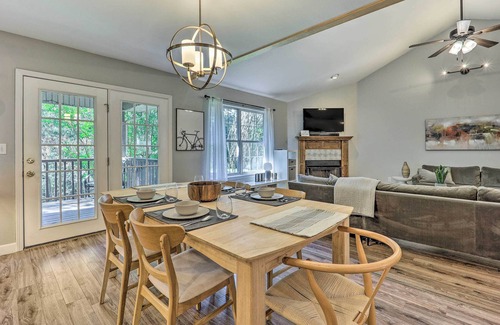 Bella Vista Cottage | Chic Bella Vista Getaway: Bike the Back 40!