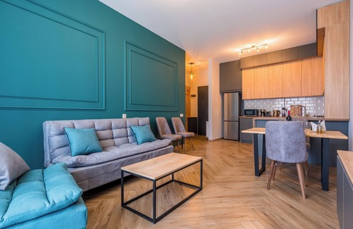 Saburtalo Condo | Chic, Brand-New Condo Close to Metro Station – Convenient & Comfortable Stay