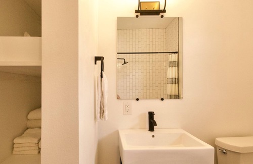 Saint Roch House | Chic Bywater Entertainers Paradise in St Claude Art District near French Quarter