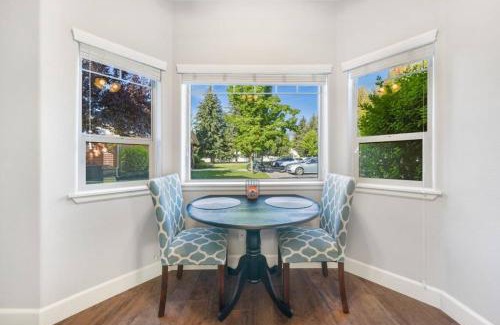 Coeur d'Alene House | Chic Central Condo