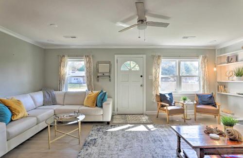 North Charleston House | Chic Charleston Home - Half Mile to Park Circle!